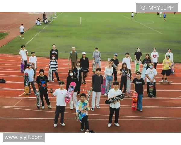 重庆滑板队包夹战术分析与表现评估探讨